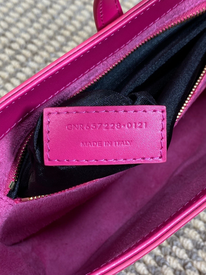 Y51 hobo bags